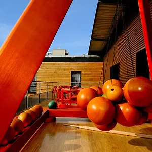 https://auberge-des-voyajoueurs.inbrittany.com